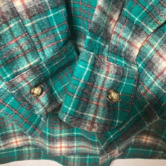 Pendleton 100% Wool Long Sleeve Button Down Vintage Shirt - Picture 5 of 13